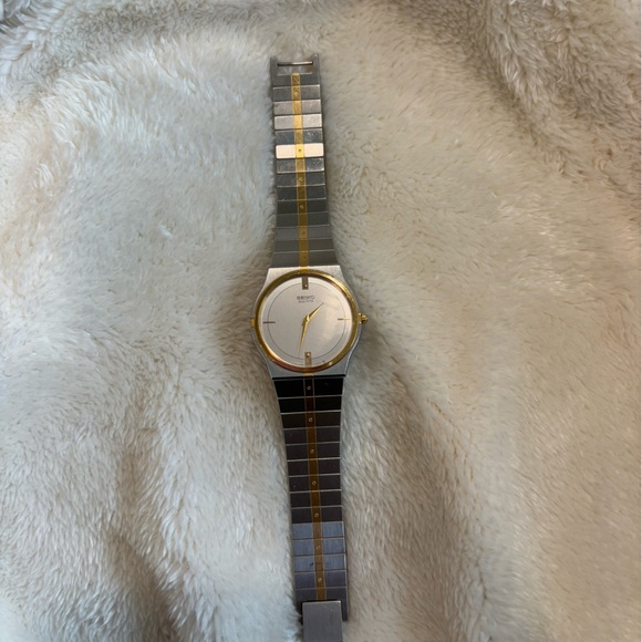 Men Vintage Seiko Watch 9020-6019 Silver Gold Bracelet Band Rare Vintage